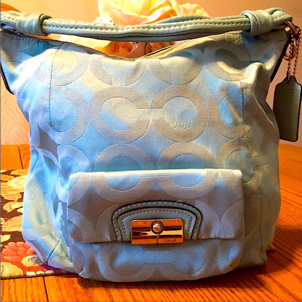 Coach Kristen Black Hobo Shoulder Bag 14761. Includes both straps 1 crossbody